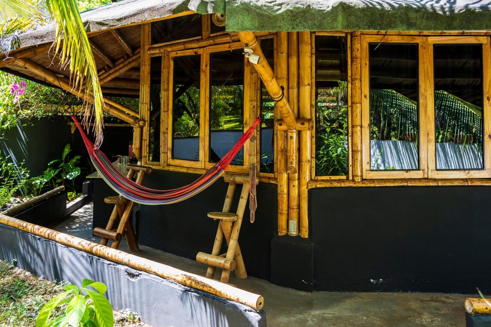 Eco-Lodge Deseo Bamboo 圣卡塔利娜岛 外观 照片