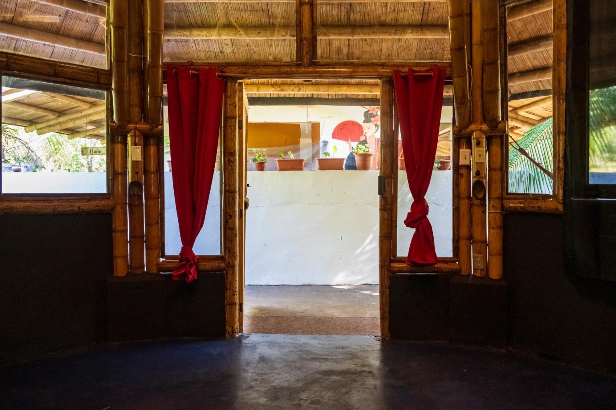 Eco-Lodge Deseo Bamboo 圣卡塔利娜岛 外观 照片