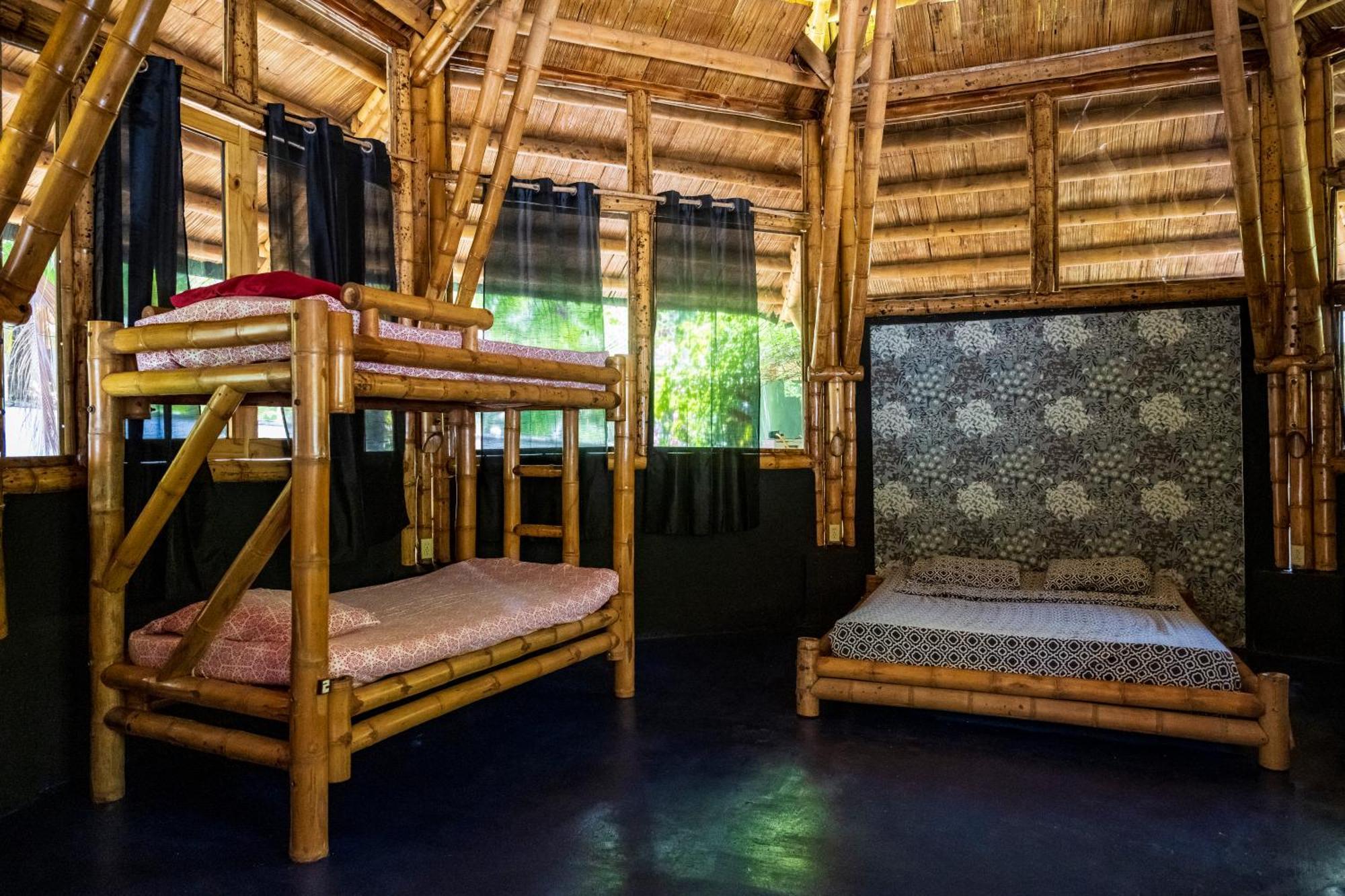Eco-Lodge Deseo Bamboo 圣卡塔利娜岛 外观 照片