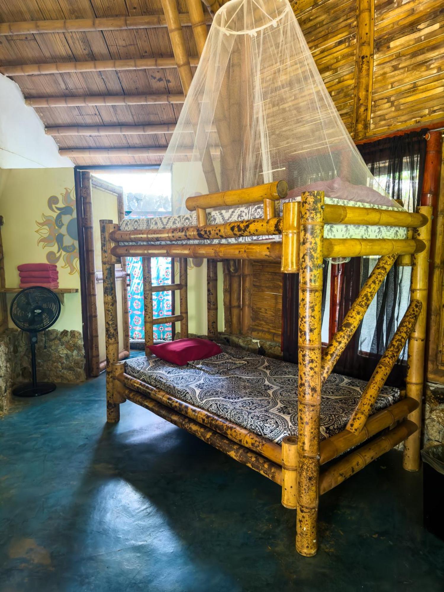 Eco-Lodge Deseo Bamboo 圣卡塔利娜岛 外观 照片